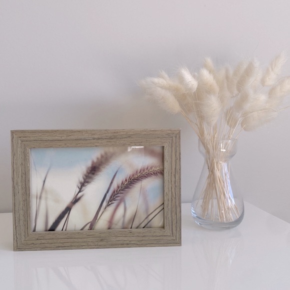 Set of three Wooden freestanding frames with card stock images - Picture 5 of 9